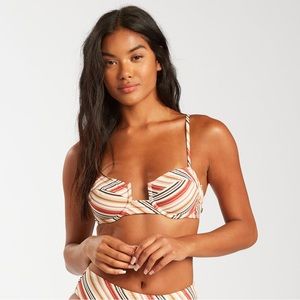 🌞 Billabong 🌞 Above It All Underwire Bra Striped Bikini Top size Medium